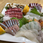 すしてつ - 刺身盛り合わせ4人前　めちゃくちゃ多い！大満足！