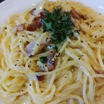 KURA - カルボナーラ９９０円（税込）