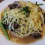 KURA - まかないパスタ1,100円（税込）牛肉と春菊の塩パスタ