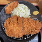 とんかつ 栄ちゃん - 甘い香りが半端なかった。