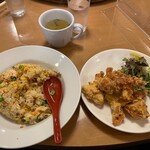 南海飯店 - 焼き飯＋鶏の天ぷら