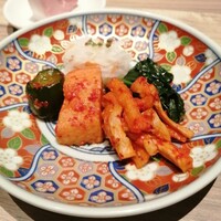 焼肉㐂舌 南船場 - 前菜6種盛りのはずが、、、5種