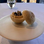 リストランテ 桜鏡 - キャビアと干した鱈（バッカラ）のミルク煮、金粉が散りばめられて