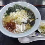 川の駅・最上峡くさなぎ - 海鮮ラーメン￥700