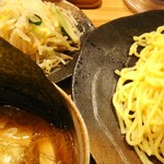 つけ麺屋 やすべえ - 中盛り＆野菜