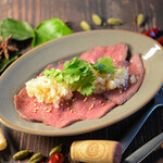 牛タンのたたき 葱油ソース