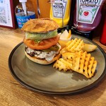 YUMMY BURGER - ハラペーニョチーズバーガー　1400円