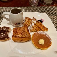 ロビーラウンジ 「マーブルラウンジ」 ヒルトン東京 - 甘い物が食べたくて