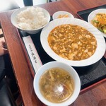 中国料理 峨嵋山 - マーボ豆腐（中辛）　税込800円