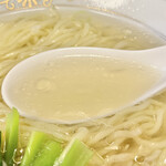 鎌倉赤坂飯店 - スープ　美しい