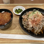 おぼろや - 越前おろし蕎麦とミニソースカツ丼