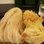 ほの香 - かしわ天も沢山ありますね。