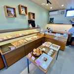 BAKERY MITROND - 店内の様子