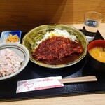 Nagoya Meibutsu Misokatsu Yabaton - ロースとんかつ定食1300円