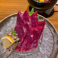 馬桜 銀座通り店 - 赤身刺し。1900円