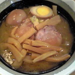 麺矢 龍王 - 一三五にメンマと卵をトッピング