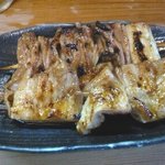 玉や - テッポウ（手前）、シロ（奥）