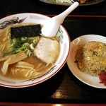 お食事処麺匠夢屋 - 中華そば６００円＋ハンチャン１５０円　計７５０円