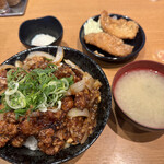 伝説のすた丼屋 - 