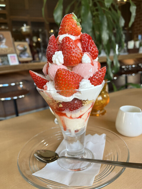 風見鶏 - 霊丘公園体育館/喫茶店 | 食べログ