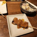 立呑み 焼きとん 大黒 - 豚バラポン酢（253円）