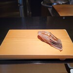 鮨し人 - 寒鰆昆布〆