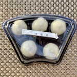 ときわ家 - 【白玉饅頭】丁寧に爪楊枝付きなのが嬉しい(^^)