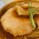 らぁ麺やまぐち - スモーキーなフワフワチャーシュー