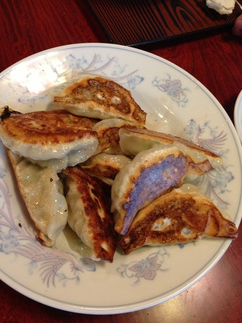 品香亭 - 饺子二人前一绪盛り