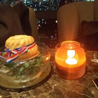 DINING & BAR TABLE 9 TOKYO - 