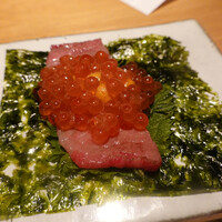 肉亭ふたご iki 新宿店 - 太田牛雲丹いくら大葉巻き