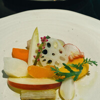 ラ・ボンヌターブル - 