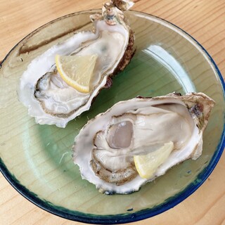 かき太郎 - 料理写真:生牡蠣を頂きました
