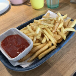 海沿いの キコリ食堂 - 