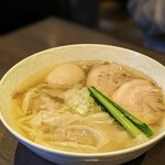 支那そばや 本店 - 