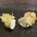 天ぷら とばり - 鱈の白子の大葉巻き