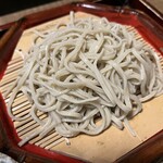 手造りそば 打墨庵 加瀬 - 食感はツルツルと素直なタイプでコシも充分な蕎麦！