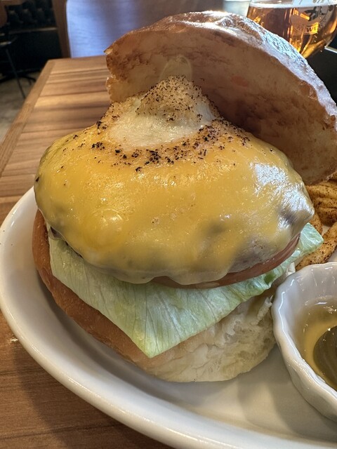 Island Burgers 市ヶ谷店>