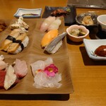 むさし - バイキング形式の夕食は新鮮なお寿司、お刺身がいっぱい