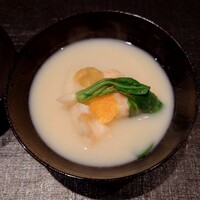 御料理 まつ山 - 伊勢海老のお椀