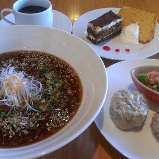 ベーカリーカフェブラッサム_0