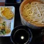 丸亀製麺 厚木インター店 - 
