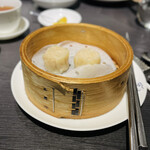 中国料理 翡翠宮 - 豚と玉ねぎの焼売