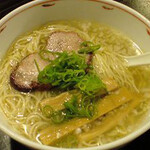 麺やBar 渦 - 塩らぁめん（350円）