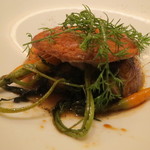 フロリレージュ - フォアグラのソテー  ラム酒クリーム、レーズン、姫人参と2