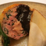 フロリレージュ - 仔羊の腎臓の包み焼き  赤ワインとニンニクのソース 蕪をあしらって3