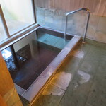 三養荘 - 部屋の風呂（源泉掛け流し）