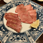 肉ト小料理 馴れうし - 