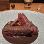 モノリス - 富山県の網取鴨のロースト、サルミソース。