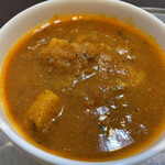 Bangla Kitchen - ジャガイモとチキンのカレー（モーニング）